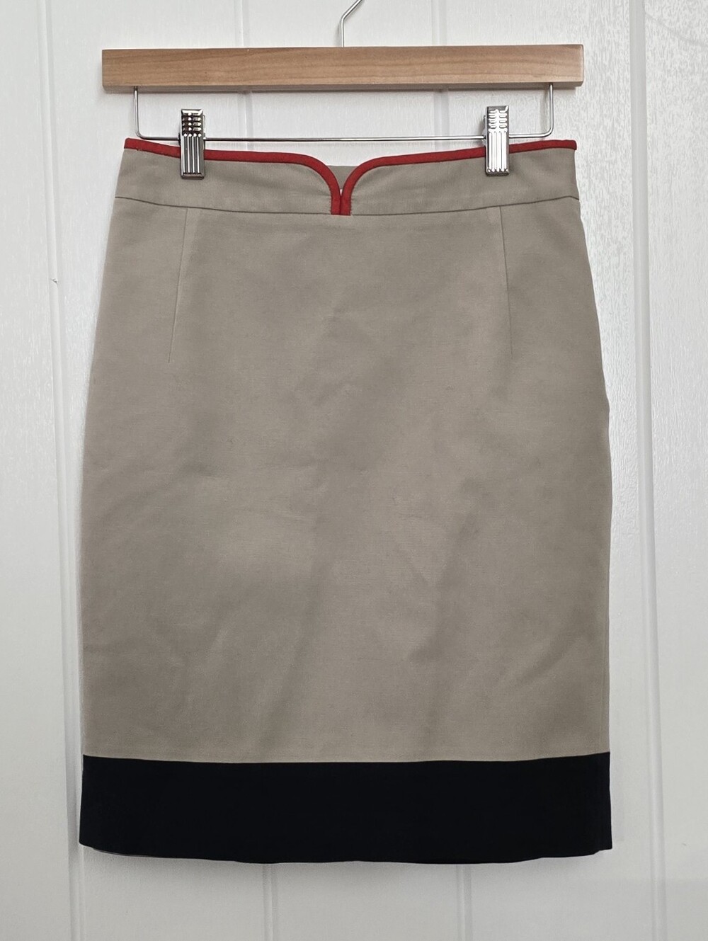 T Tahari Beige Pencil Skirt with Black Hem and Red Trim Accent